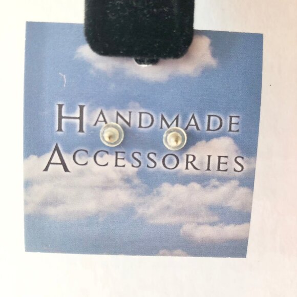 Swarovski Crystal Heart Stud Earrings 14kt Gold Handmade - Picture 9 of 14